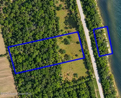 000 Pennsylvania Ave, Mims, FL 32754