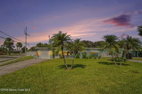150 W Volusia Ln, Cocoa Beach, FL 32931