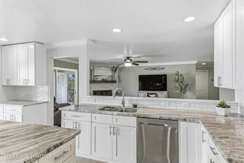 Kitchen - 1031 E River Oaks Dr, Indialantic, FL 32903 photo 4 of 6