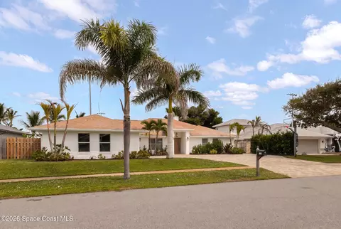 Exterior - 1031 E River Oaks Dr, Indialantic, FL 32903 photo 7 of 10