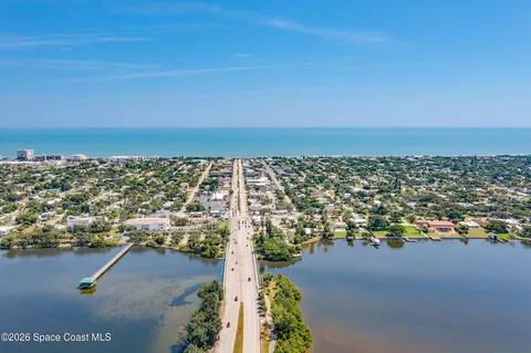 View/Area - 1031 E River Oaks Dr, Indialantic, FL 32903 photo 6 of 9