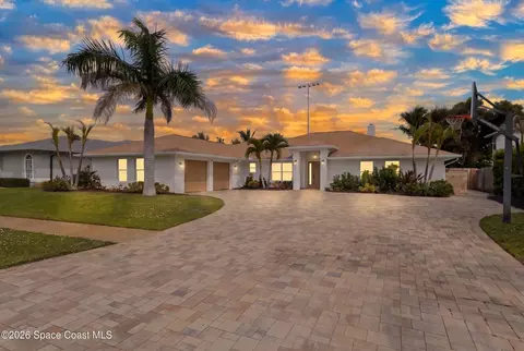 1031 E River Oaks Dr, Indialantic, FL 32903