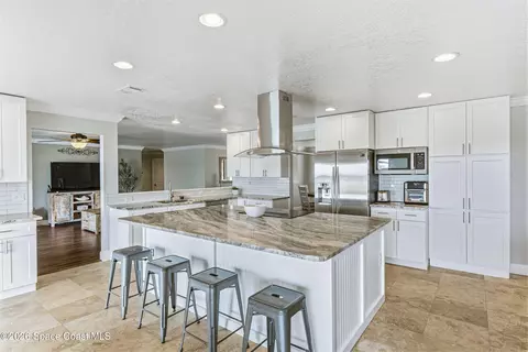 Kitchen - 1031 E River Oaks Dr, Indialantic, FL 32903 photo 3 of 6