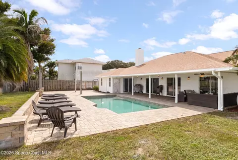 Exterior - 1031 E River Oaks Dr, Indialantic, FL 32903 photo 2 of 10