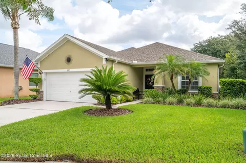 522 Waterside Cir, Titusville, FL 32780