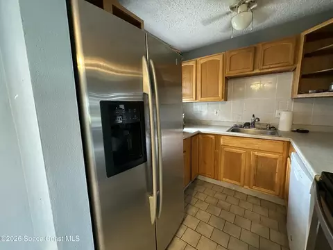 Kitchen - 1487 Sherry Ln, Melbourne, FL 32935 photo 1 of 5