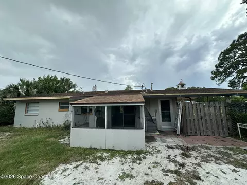Exterior - 1487 Sherry Ln, Melbourne, FL 32935 photo 7 of 9