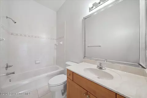 Bath - 1630 Wilmington Dr, Melbourne, FL 32940 photo 3 of 4