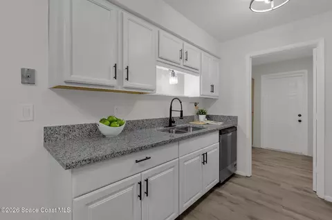 Kitchen - 4424 Alfred St, Cocoa, FL 32927 photo 1 of 5