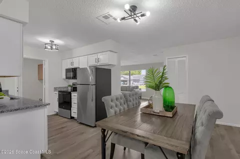 Dining - 4424 Alfred St, Cocoa, FL 32927 photo 1 of 3