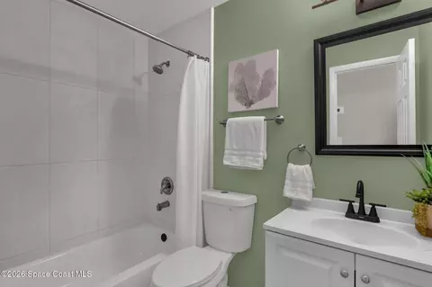 Bath - 4424 Alfred St, Cocoa, FL 32927 photo 2 of 4
