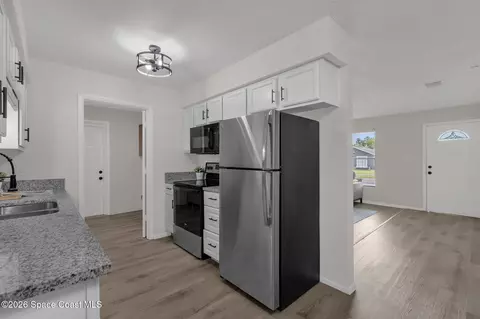 Kitchen - 4424 Alfred St, Cocoa, FL 32927 photo 4 of 5
