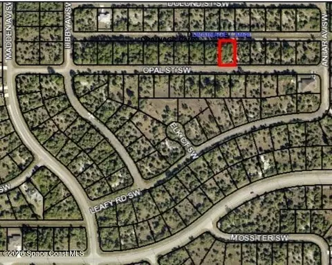 671 Opal St SW, Palm Bay, FL 32908