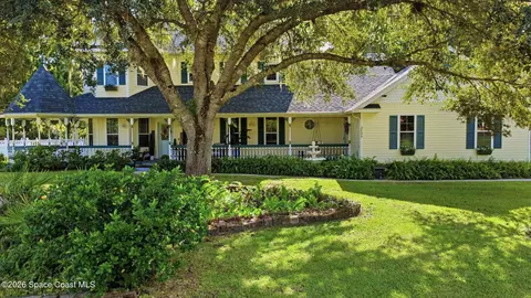 3869 Rambling Acres Dr, Titusville, FL 32796