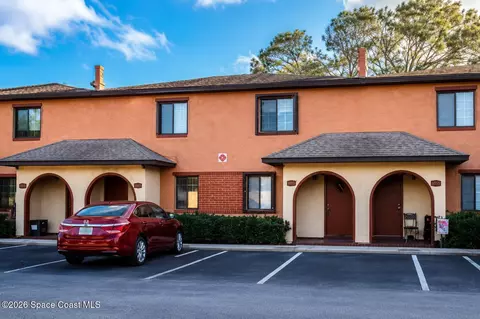 154 San Juan Cir, Melbourne, FL 32935