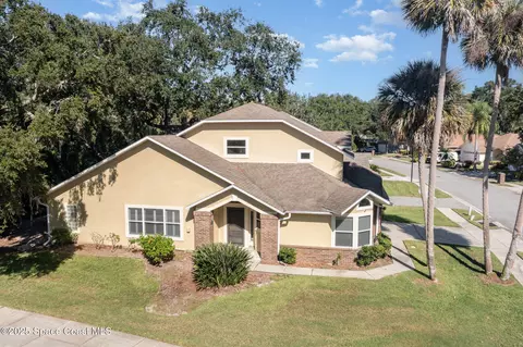 670 Lakewood Ln, Titusville, FL 32780