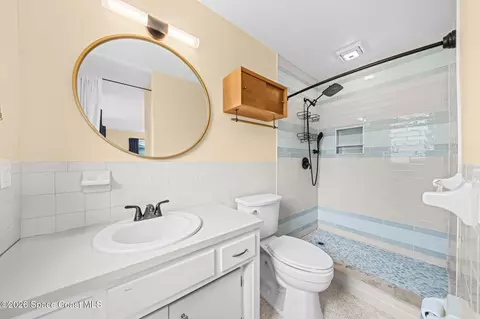 Bath - 397 Tolley Ave, Melbourne, FL 32934 photo 1 of 2