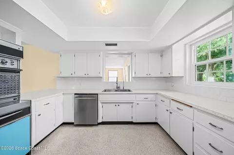 Kitchen - 397 Tolley Ave, Melbourne, FL 32934 photo 2 of 3