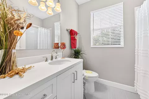 Bath - 3868 Lexmark Ln #206, Rockledge, FL 32955 photo 2 of 2