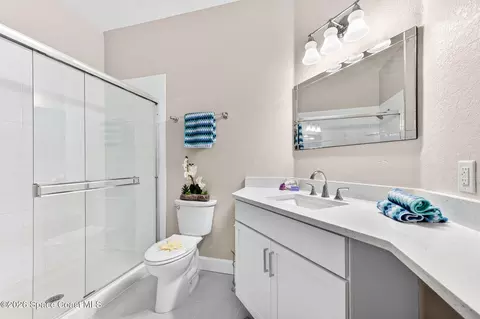 Bath - 3868 Lexmark Ln #206, Rockledge, FL 32955 photo 1 of 2