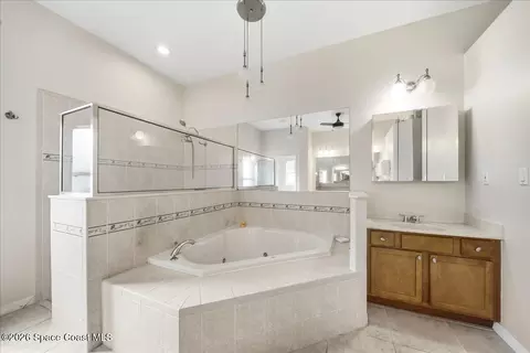 Bath - 124 Sonya Dr, Cocoa, FL 32926 photo 3 of 4