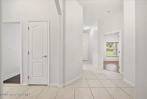 Entry Way - 124 Sonya Dr, Cocoa, FL 32926 photo 8 of 8