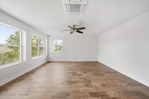 Living - 124 Sonya Dr, Cocoa, FL 32926 photo 2 of 8