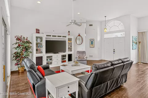 Living - 1024 Lennox Way, Melbourne, FL 32940 photo 2 of 3