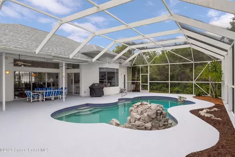 Exterior - 1024 Lennox Way, Melbourne, FL 32940 photo 6 of 11