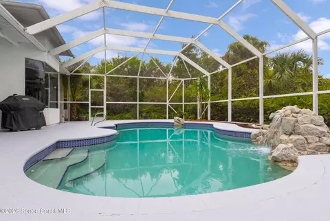 Exterior - 1024 Lennox Way, Melbourne, FL 32940 photo 5 of 11