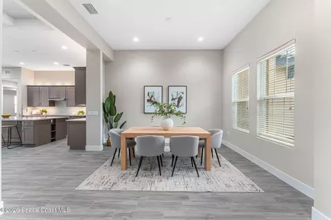 Dining - 4030 Domain Ct, Melbourne, FL 32934 photo 1 of 2
