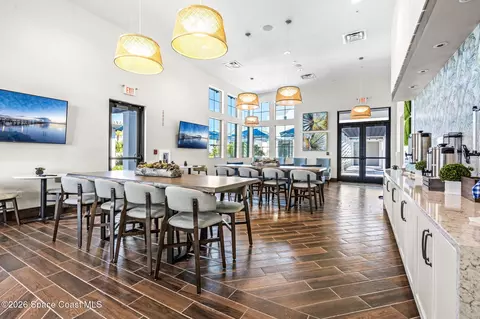 Dining - 9933 Alister Dr, Melbourne, FL 32940 photo 5 of 7