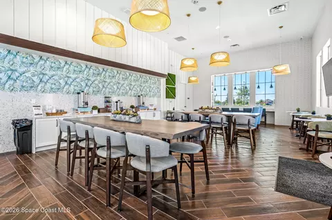 Dining - 9933 Alister Dr, Melbourne, FL 32940 photo 4 of 7