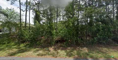2961 Toulon Rd SE, Palm Bay, FL 32909