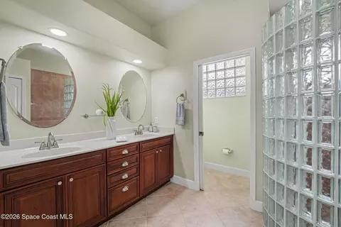 Bath - 289 Pebble Hill Way, Rockledge, FL 32955 photo 1 of 3