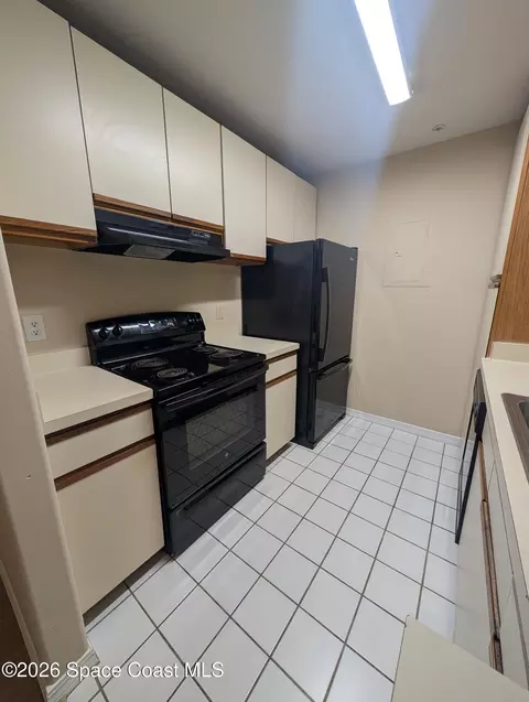 Kitchen - 7667 N Wickham Rd #616, Melbourne, FL 32940 photo 1 of 2