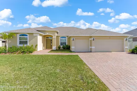 7075 Serpentine Ct, Grant-valkaria, FL 32949