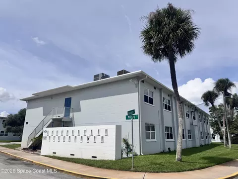 120 Mutiny Ln #C3-106, Merritt Island, FL 32952