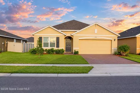 3747 Aberdeen Dr SE, Palm Bay, FL 32909