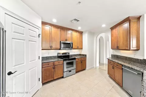 Kitchen - 1437 Pineapple Ave #306, Melbourne, FL 32935 photo 5 of 5