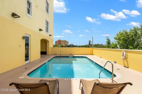 Exterior - 1437 Pineapple Ave #306, Melbourne, FL 32935 photo 5 of 6