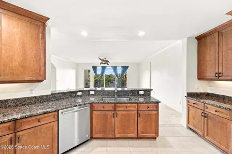 Kitchen - 1437 Pineapple Ave #306, Melbourne, FL 32935 photo 2 of 5