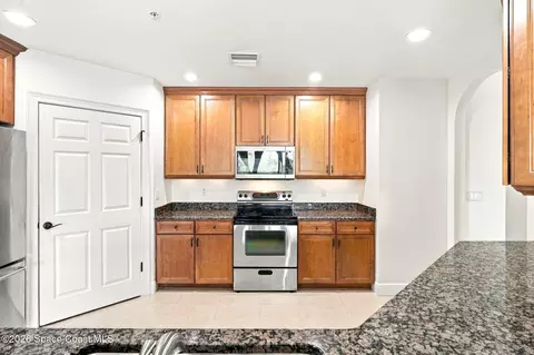 Kitchen - 1437 Pineapple Ave #306, Melbourne, FL 32935 photo 4 of 5