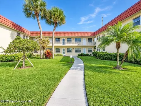 99 Springlake Dr #101, Vero Beach, FL 32962