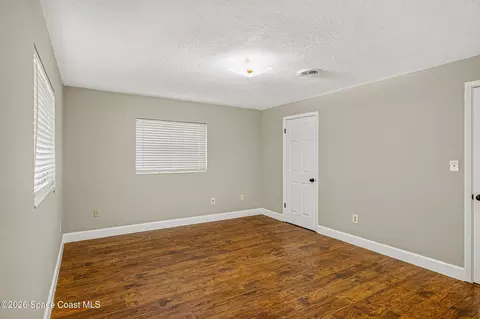 Bedroom - 2614 Forest Dr, Melbourne, FL 32901 photo 3 of 3
