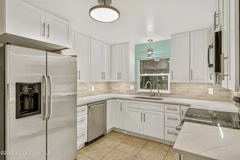 Kitchen - 2614 Forest Dr, Melbourne, FL 32901 photo 1 of 3