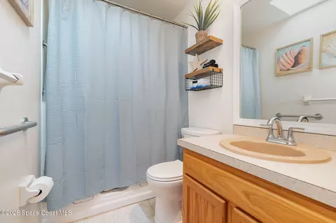 Bath - 2721 Sullivan Ct, Cocoa, FL 32926 photo 2 of 2