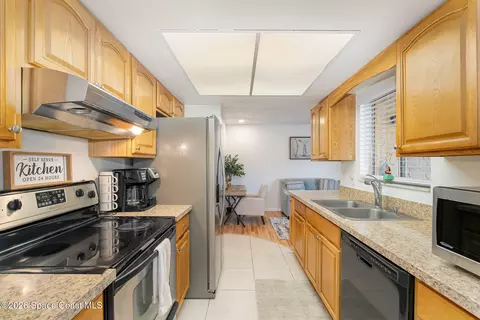 Kitchen - 2721 Sullivan Ct, Cocoa, FL 32926 photo 3 of 3