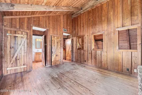 Bedroom - 4295 Lakeridge Dr, Melbourne, FL 32934 photo 7 of 10