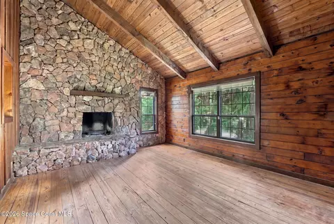 Living - 4295 Lakeridge Dr, Melbourne, FL 32934 photo 6 of 7